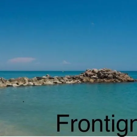 홈스테이 Loftly Place *