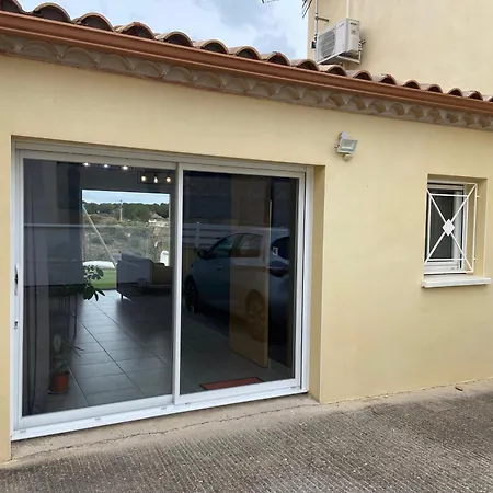 Loftly Place Cournonsec